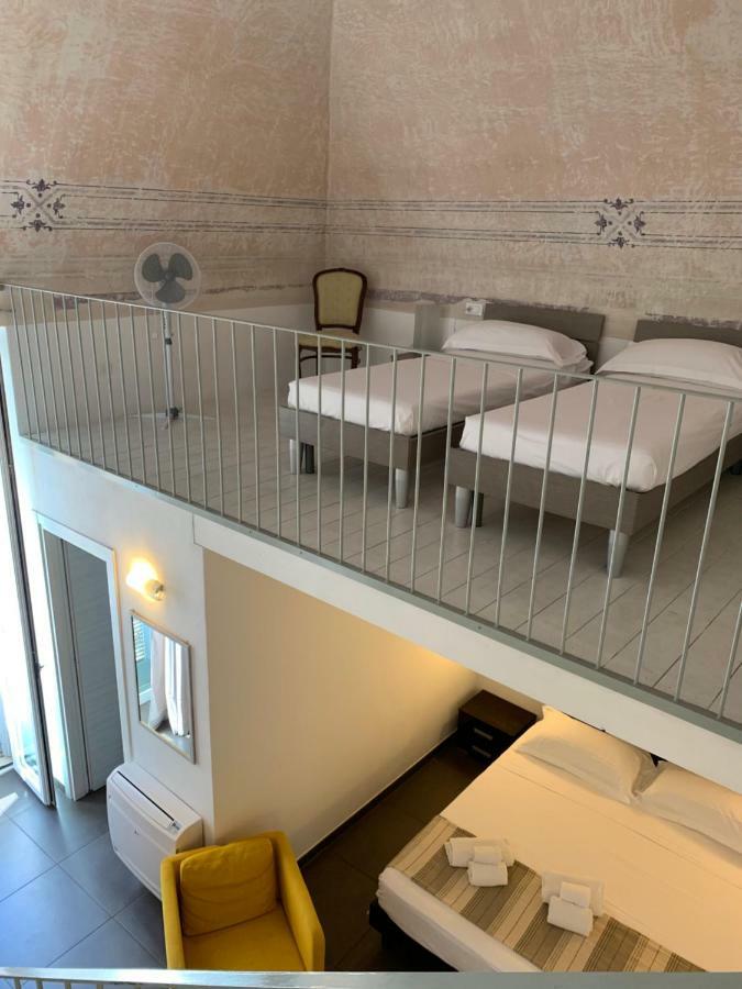 レッチェ Up ルーム ＆ スイート Bed & Breakfast エクステリア 写真