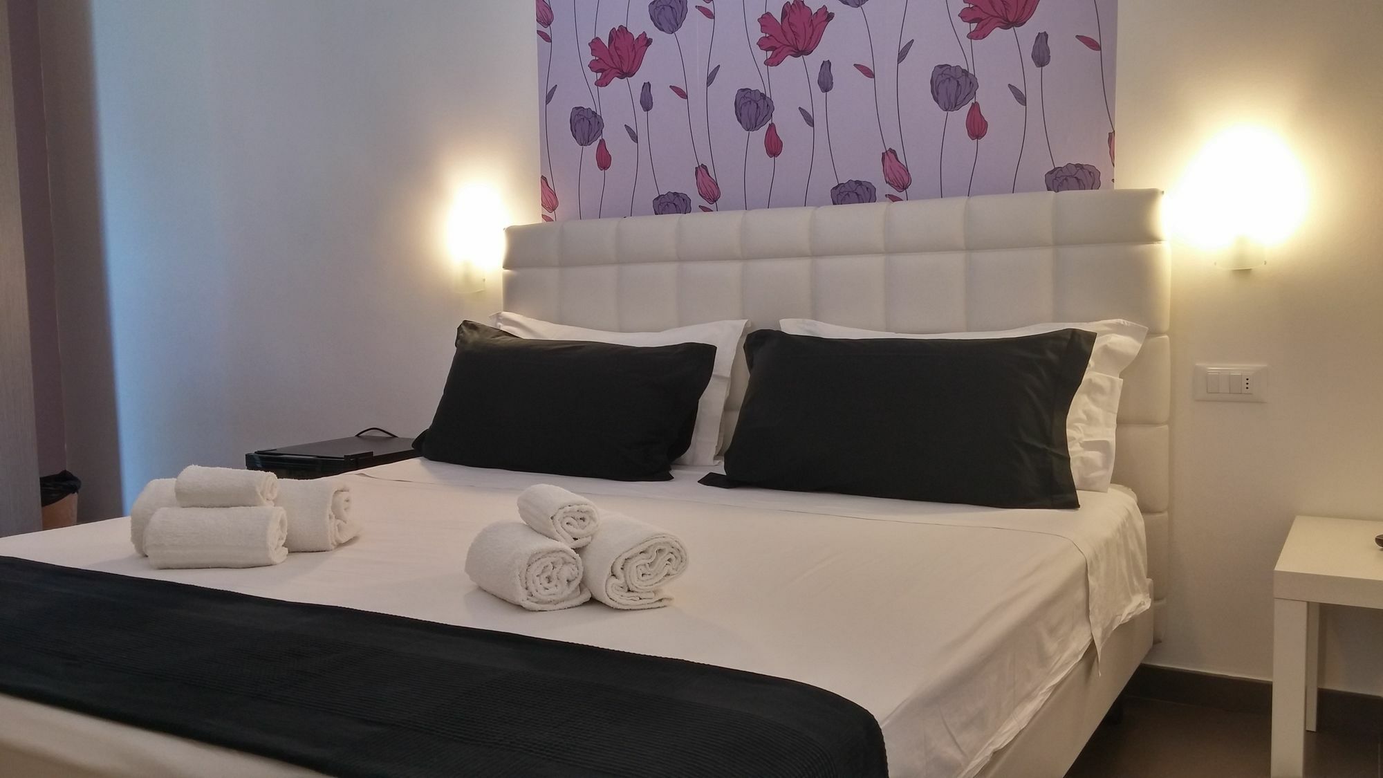 レッチェ Up ルーム ＆ スイート Bed & Breakfast エクステリア 写真